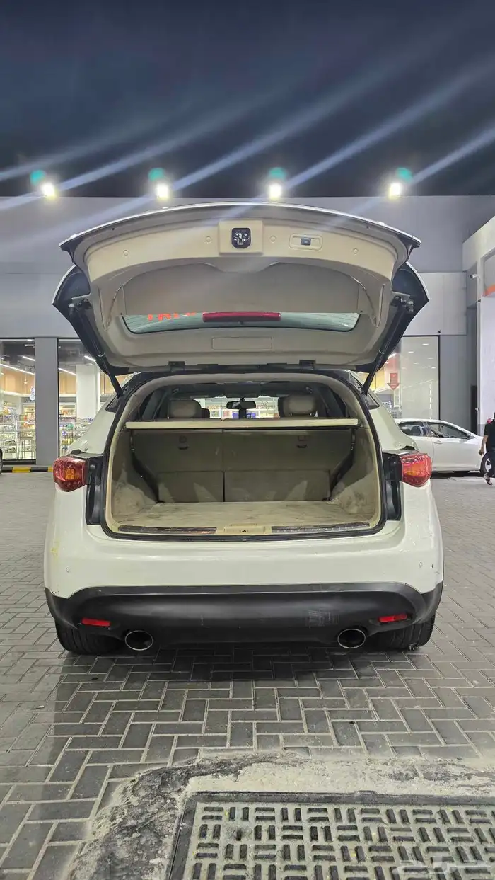 انفينيتي QX70s موديل 2014 8سلندر 5.0 لتر 8