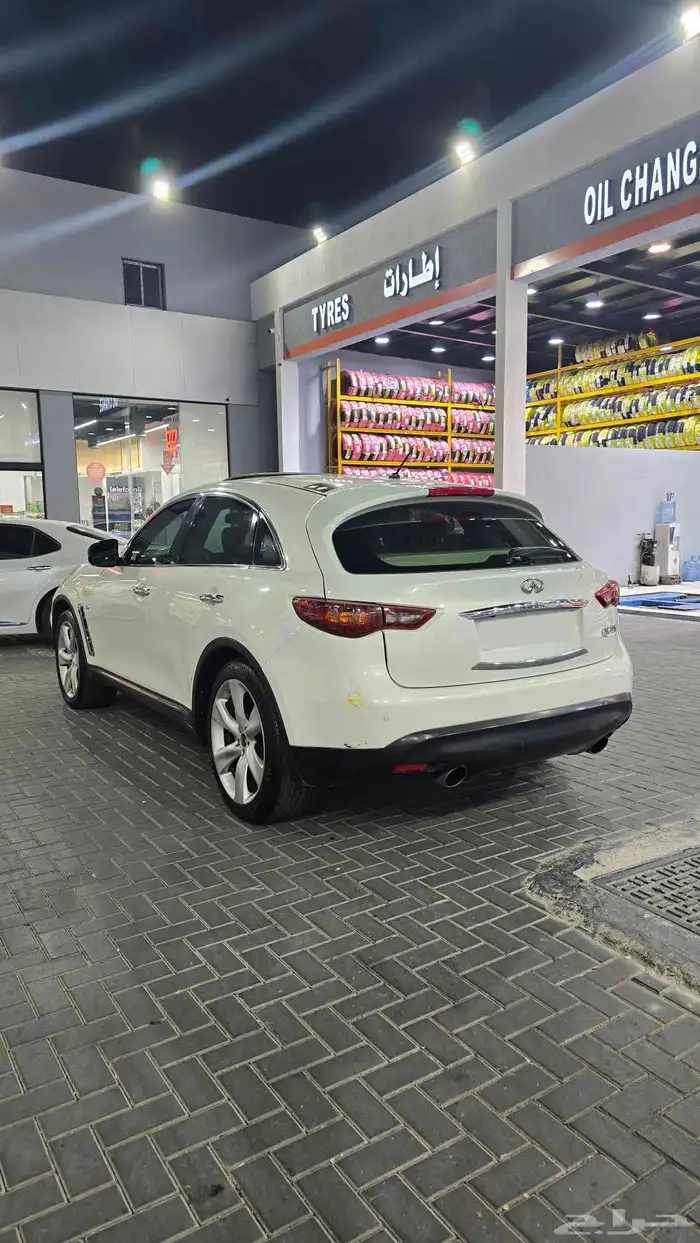 انفينيتي QX70s موديل 2014 8سلندر 5.0 لتر 0