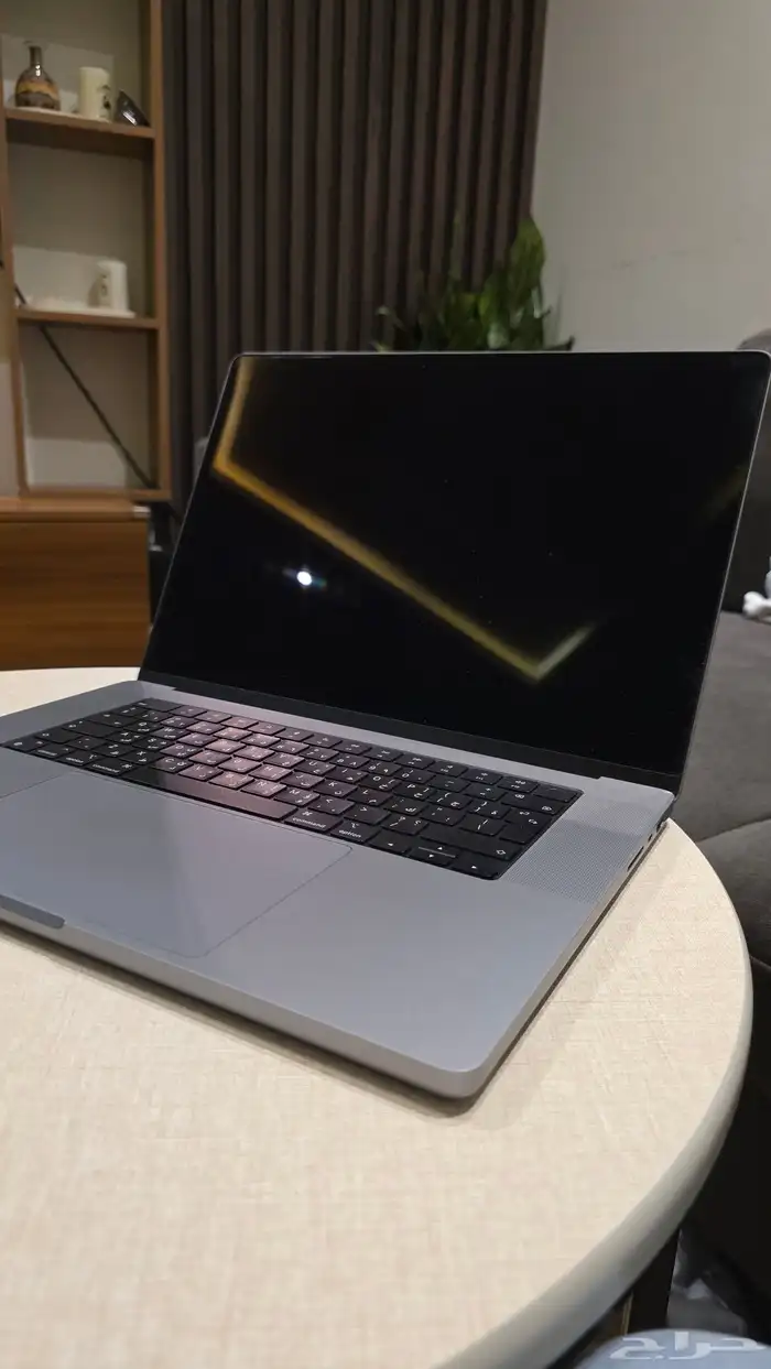 MacBook Pro M1 Pro 16-inch شبه جديد 7