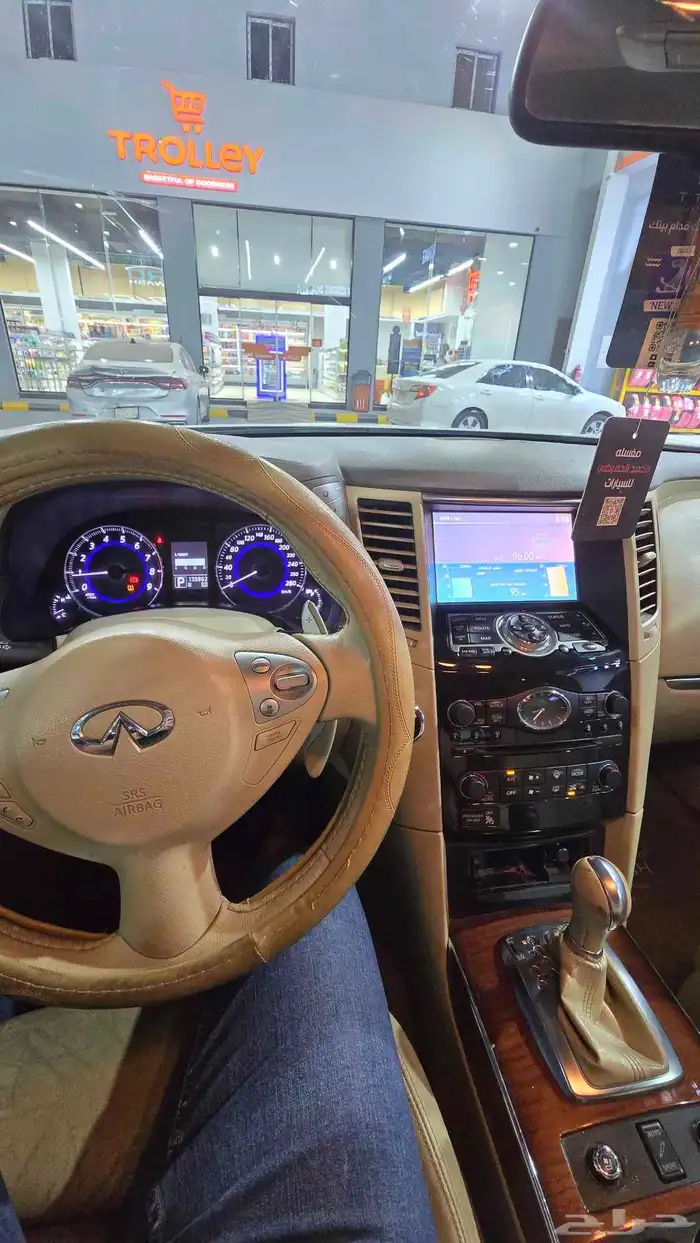 انفينيتي QX70s موديل 2014 8سلندر 5.0 لتر 15