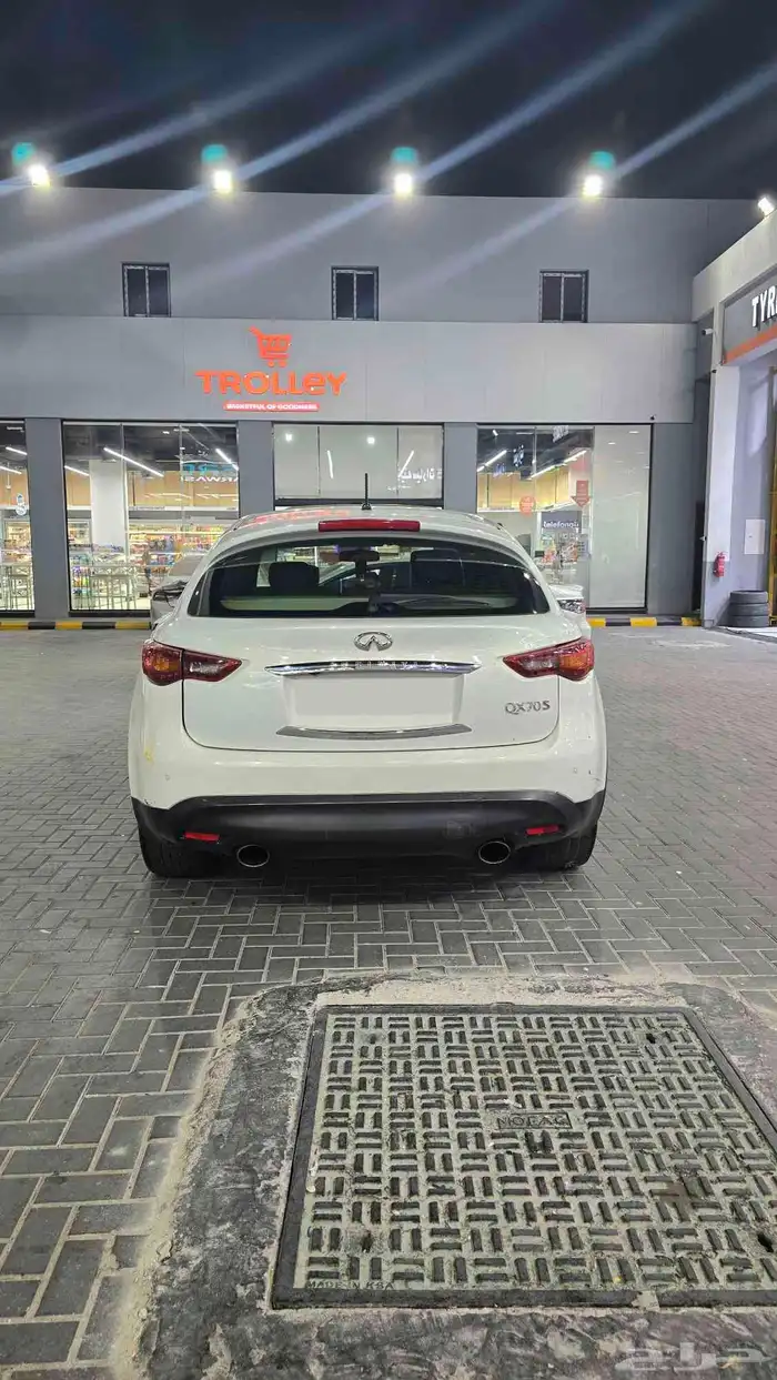 انفينيتي QX70s موديل 2014 8سلندر 5.0 لتر 1