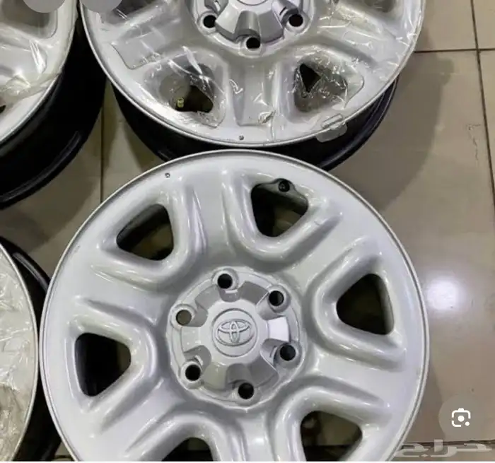 جنوط ديازل جيب لاندكروزر جديد وكاله 6 مسمار مقاس 17 0