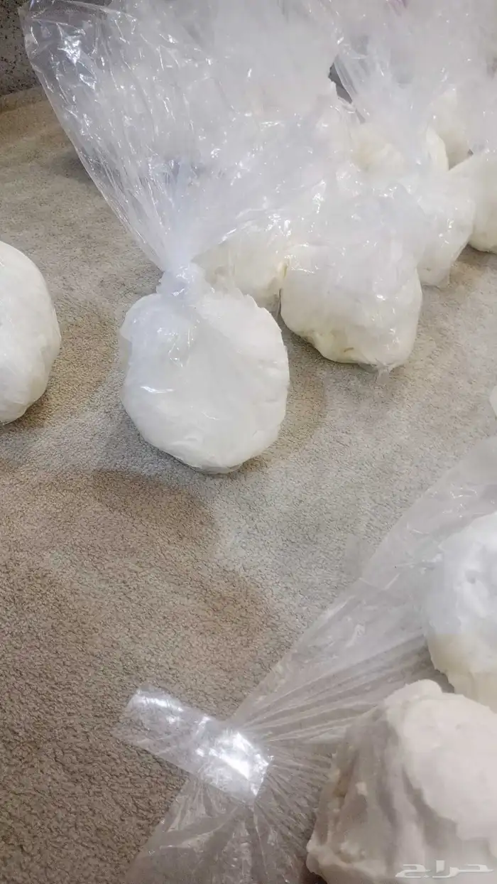 يوجد لدينا زبده ماعز اوضان وبقر مشروطه 8