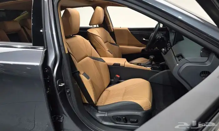 لكزس ES300h 2024 - وارد كوريا 10