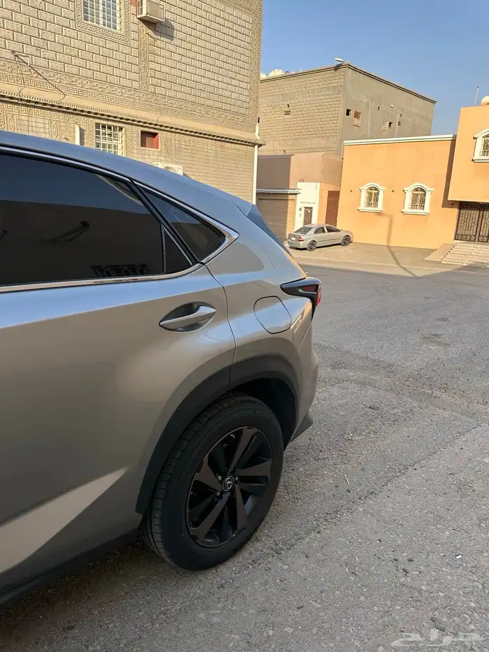 لكزس NX300 فل كامل 3