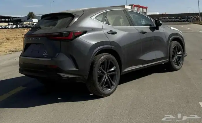 لكزس Nx350 سعودي 2025بنزين AA 2