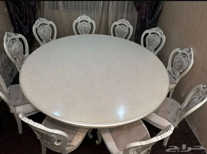 طاولة طعام 0