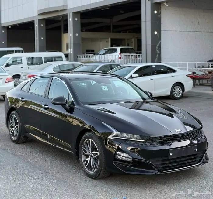 كيا k5( بنزين ) 2021 وارد كوريا نظيفه جدا ممشى 93 0