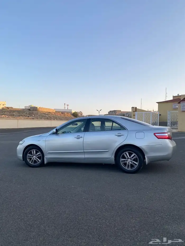 للبيع كامري 2008 نصف فل سعودي 3