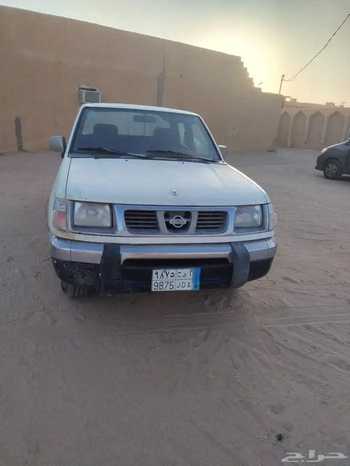 نيسان 198 4