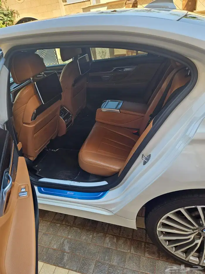 BMW 730Li موديل 2020 5