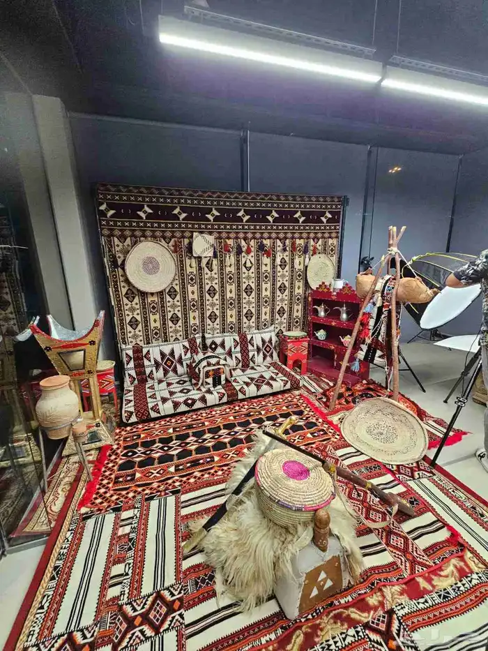 كنب حفلات ومناسبات قهوجين صبابين رجال ونساء كراسي طاولات 7