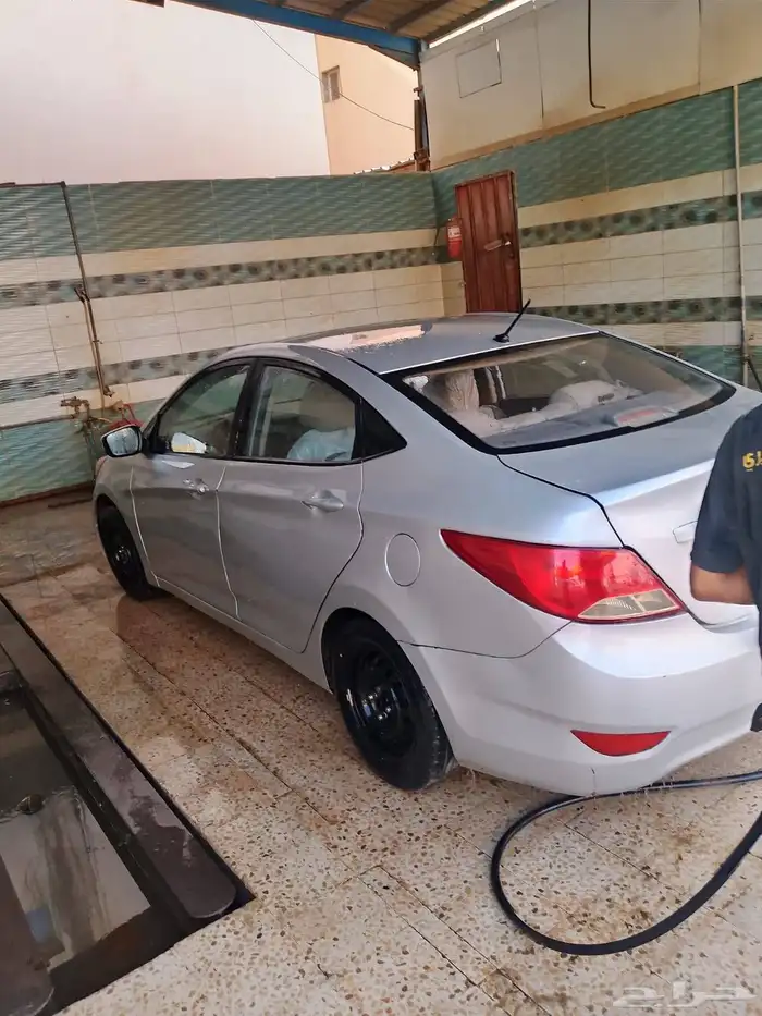 للبيع اكسنت 2015 0