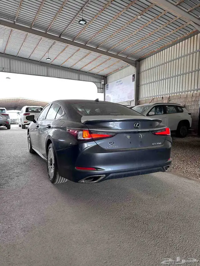 لكزس ES350 CC 2025 4