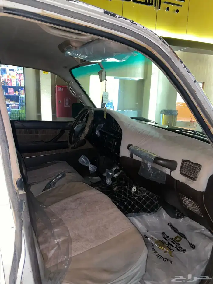 جيب لاندكروزر 92 7