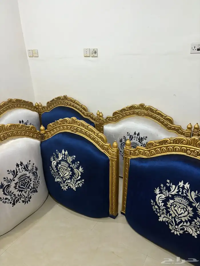مجلس خشب ( البيع مستعجل ) 1