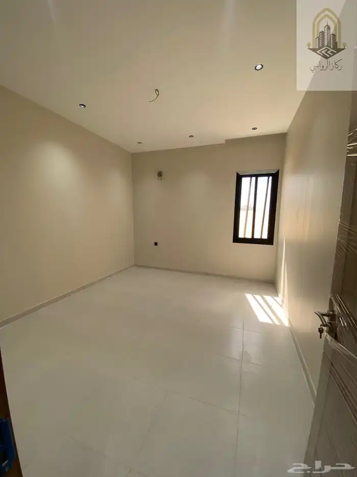 فيلا روف ارضي للبيع 11