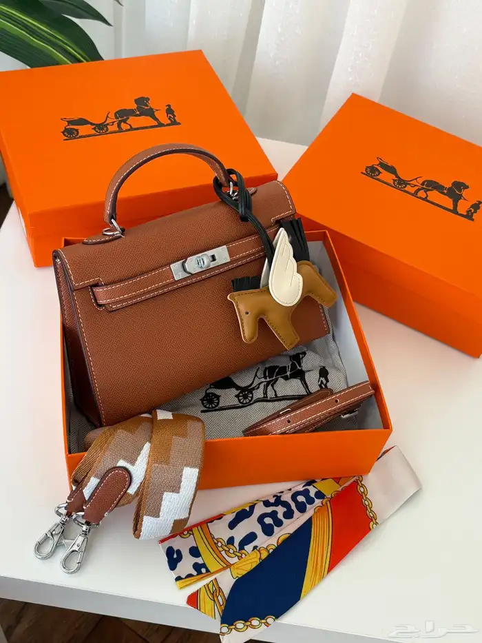 شنط هرمز نسائية هاي كواليتي 170 فقط حتي نفاذ الكميه 2