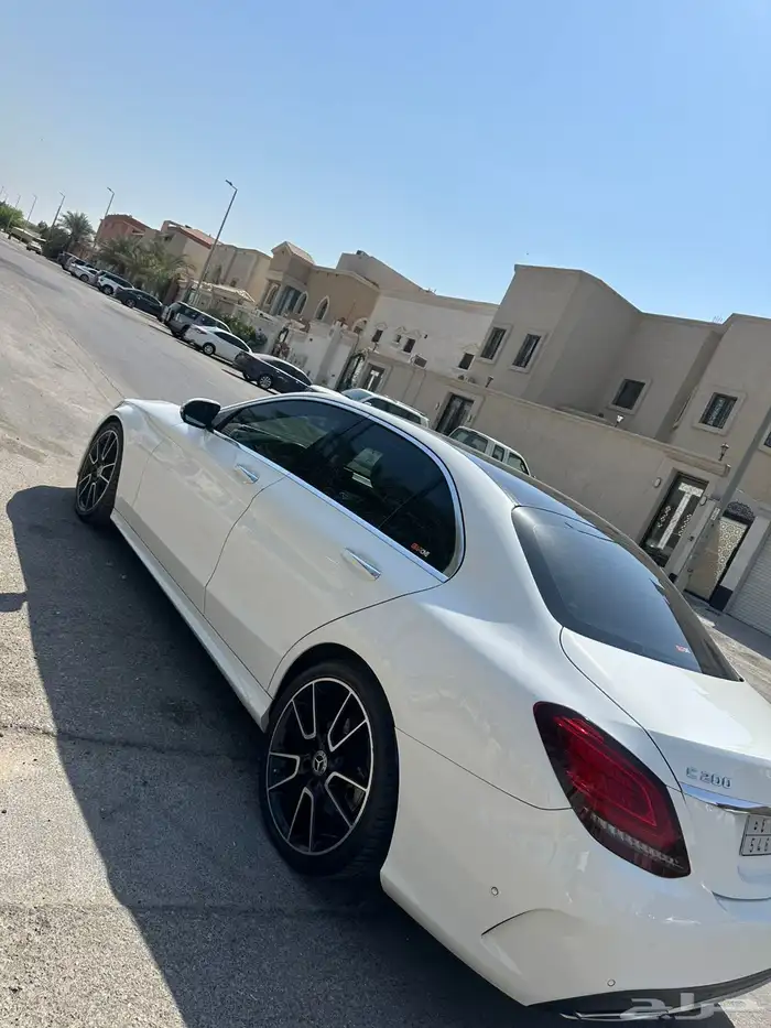 مرسيدس c200 2019 1