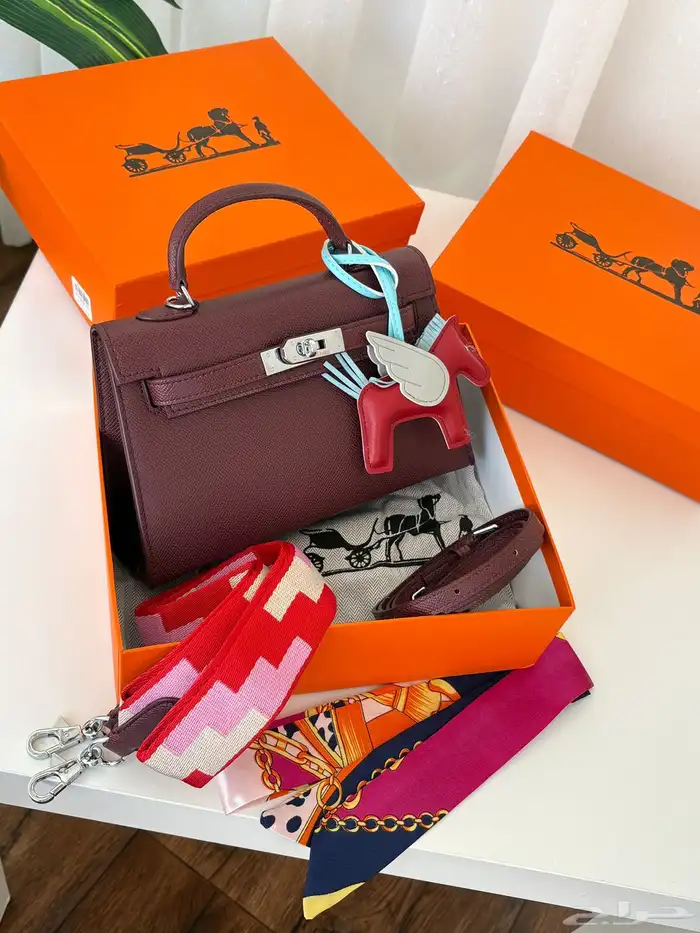 شنط هرمز نسائية هاي كواليتي 170 فقط حتي نفاذ الكميه 8