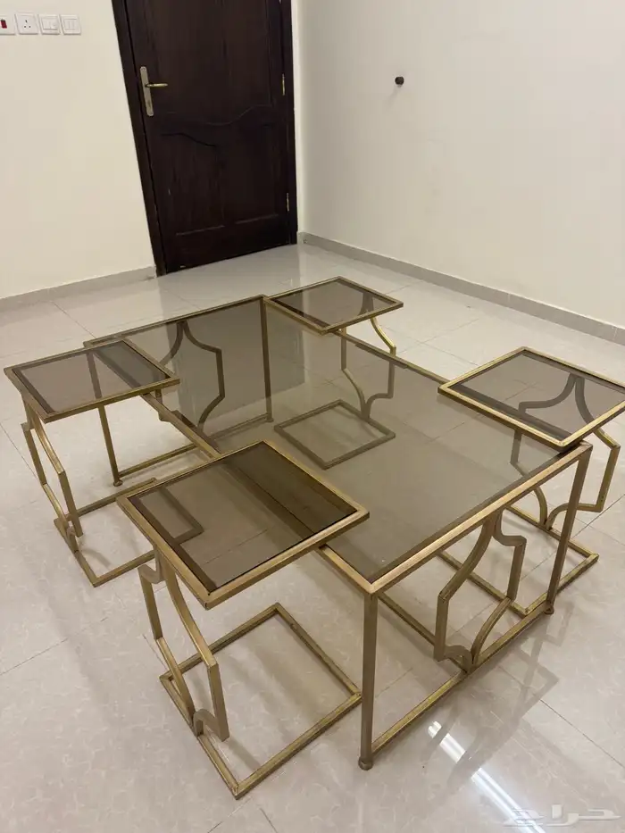 طاوله مع طاولات خدمه 0