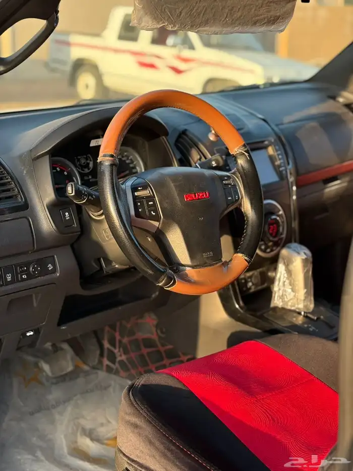 ايسوزو ديماكس 2020 5