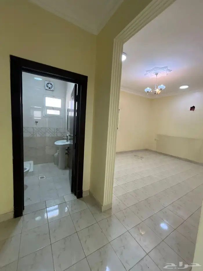 فيلا للإيجار بحي الرمال 7