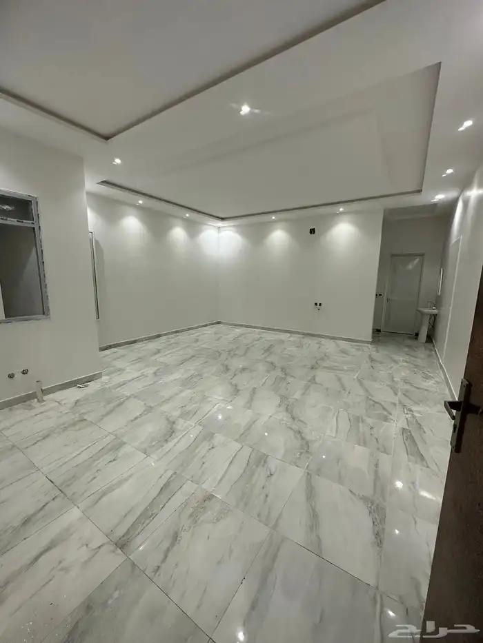 عمارة للايجار حي طويق 8