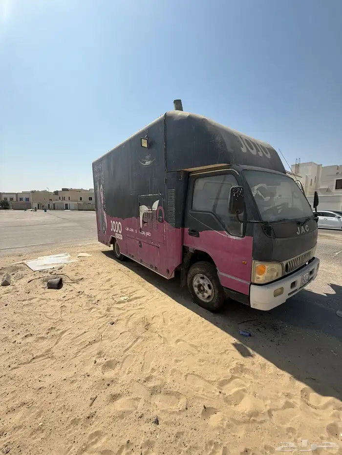 سيارة فود ترك 0