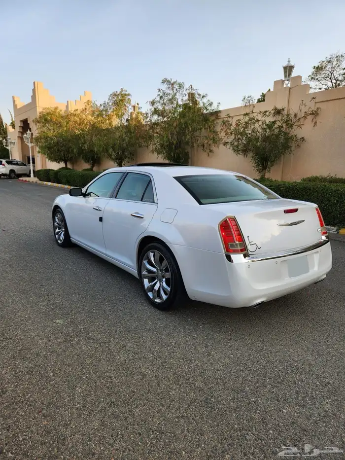 كرايسلر 2014 c300 فل كامل 8