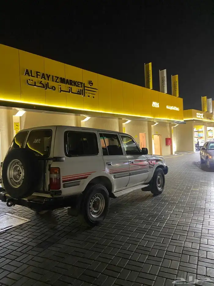 جيب لاندكروزر 92 8