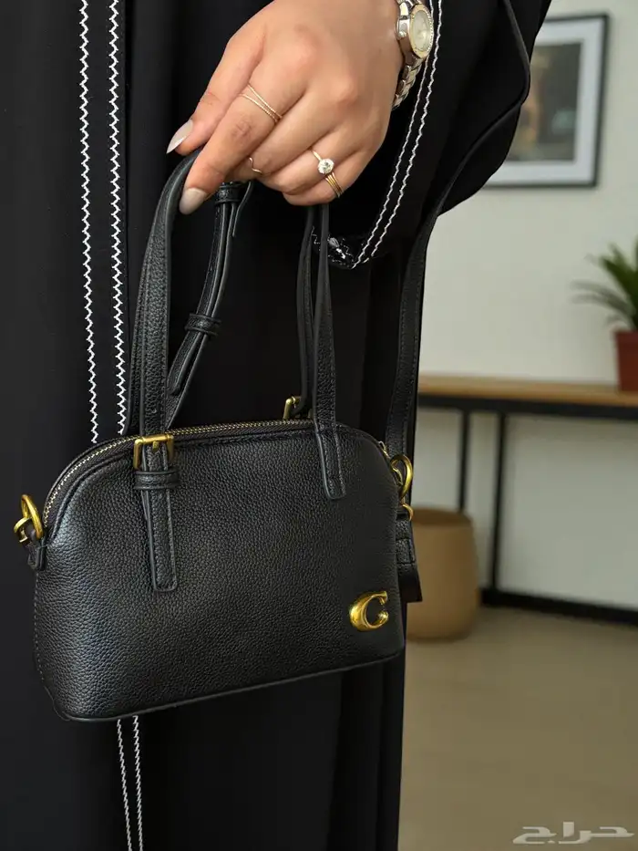 شنط كوتش هاي كواليتي 64