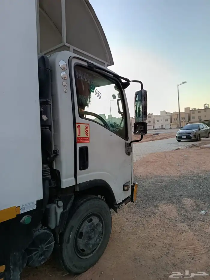 دينا ايسوزو موديل 2016 صندوق 1