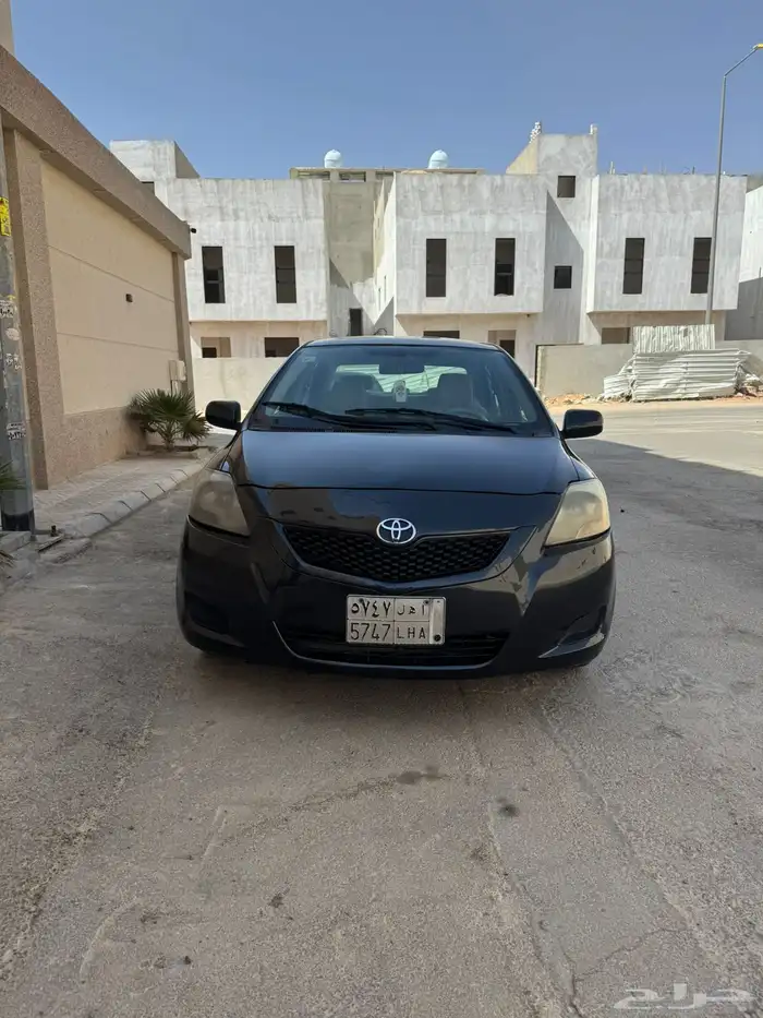 يارس للبيع 2009 نظيف 3