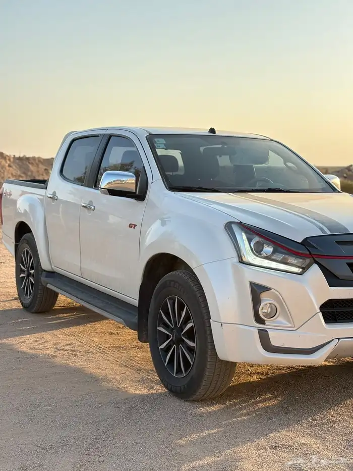 ايسوزو ديماكس 2020 3