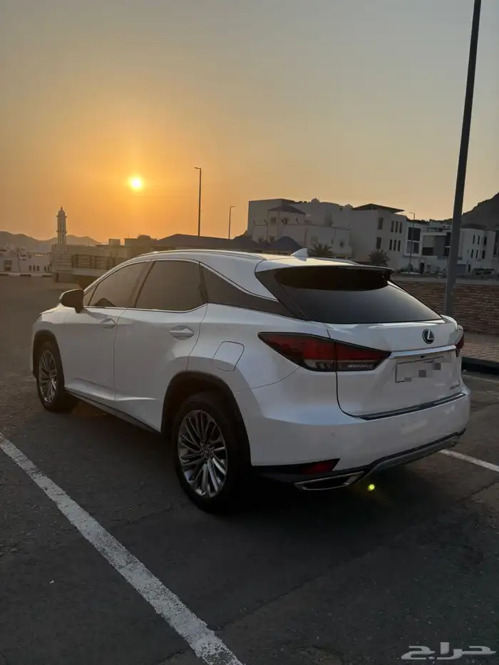 لكزس RX350 2020 3