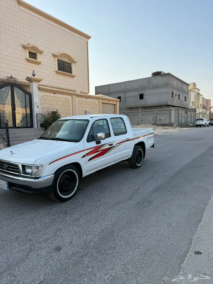 هايلوكس 2001 2