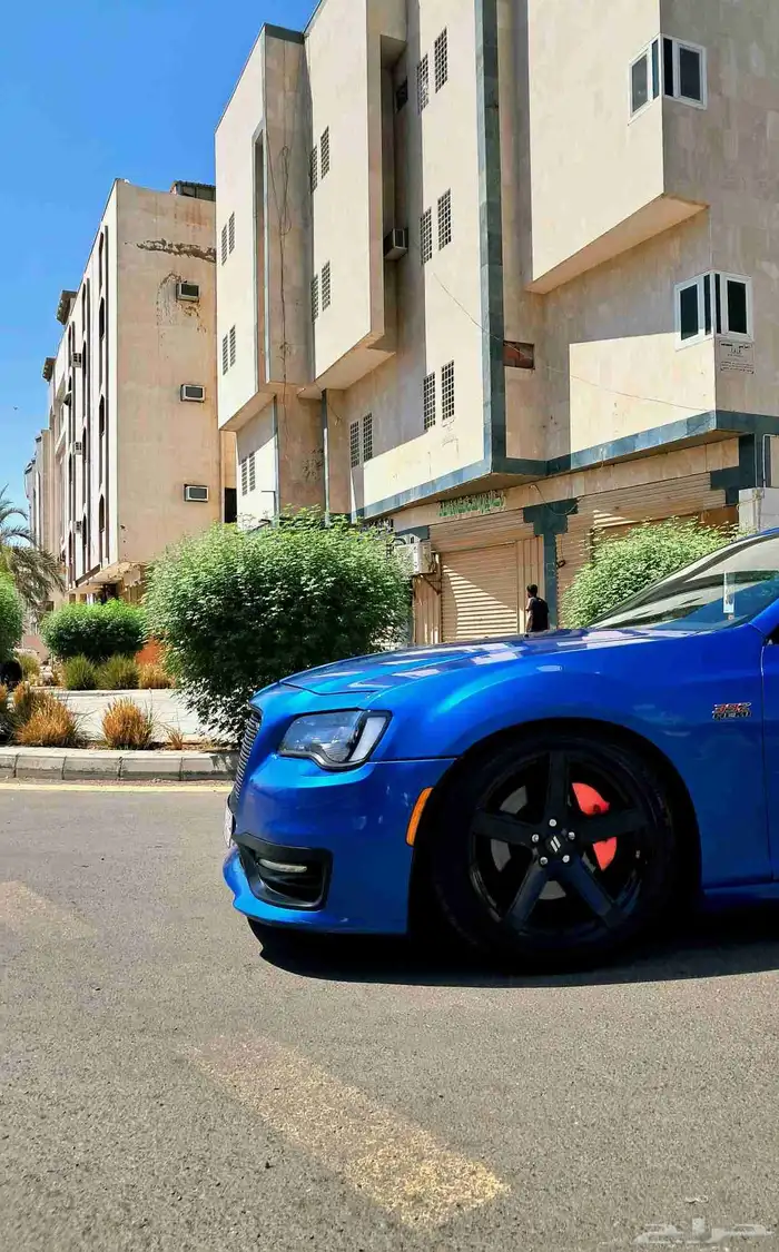كرايسلر C300 V8 3