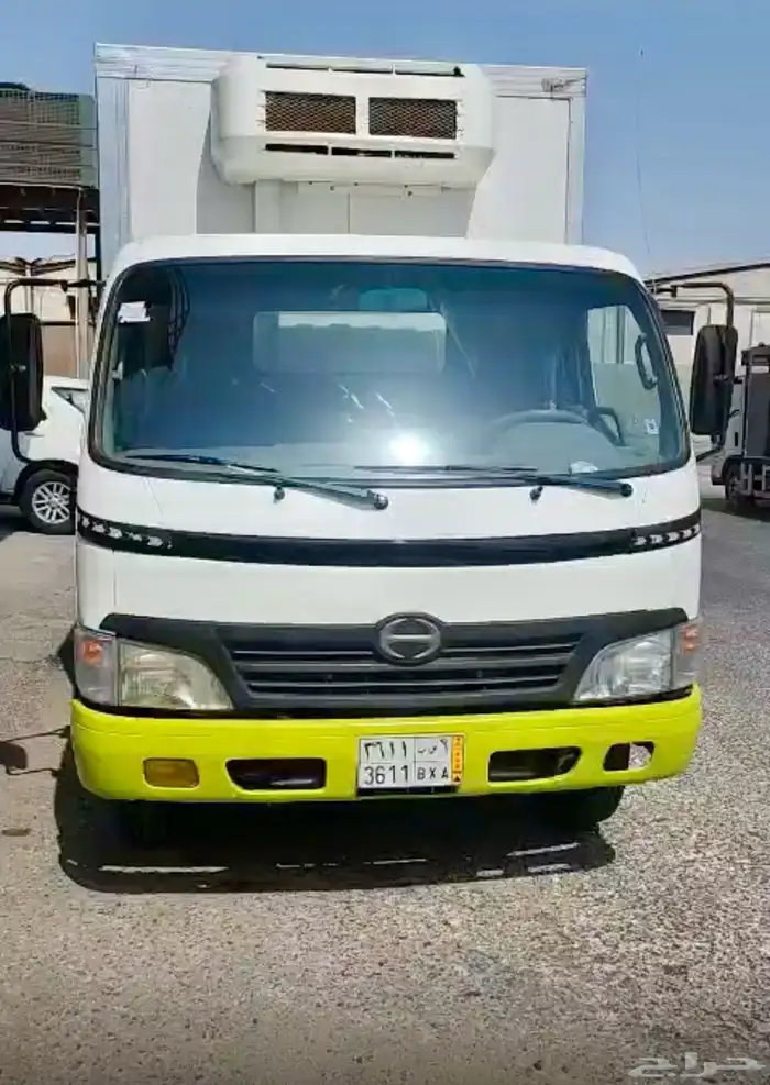 دينه ثلاجه لنقل العفش والأشياء المبرده وكل شي يلزمه النقل 0