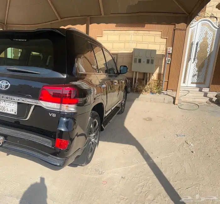لاندكروزر قراند تورنق 21 بريمي 1