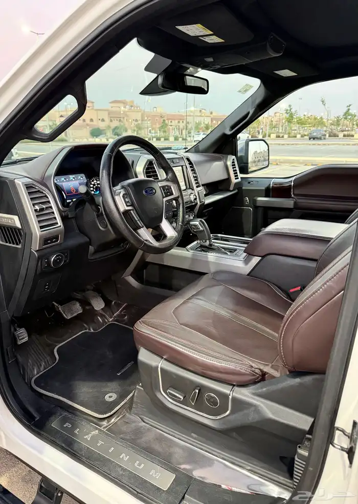 فورد F-150 بلاتنيوم مخزن شبة جديد 14