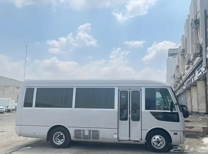 باص كوستر موستبيشي 2