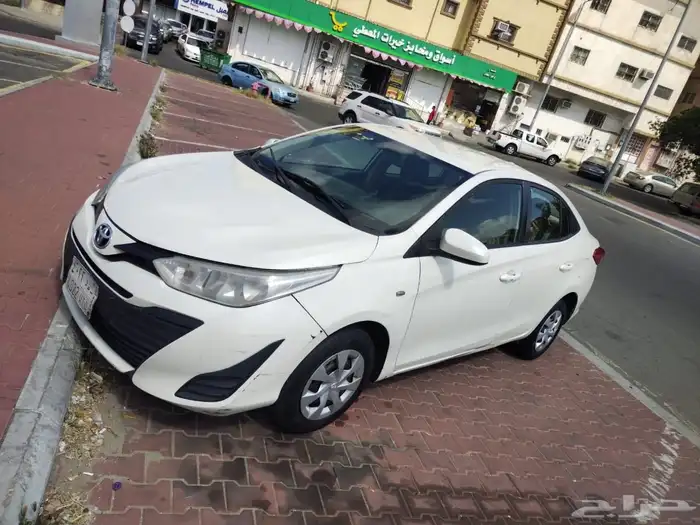 يارس ابيض تويوتا 2019 0