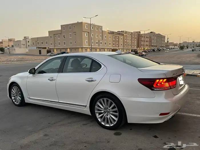 لكزس LS460L 2014 3