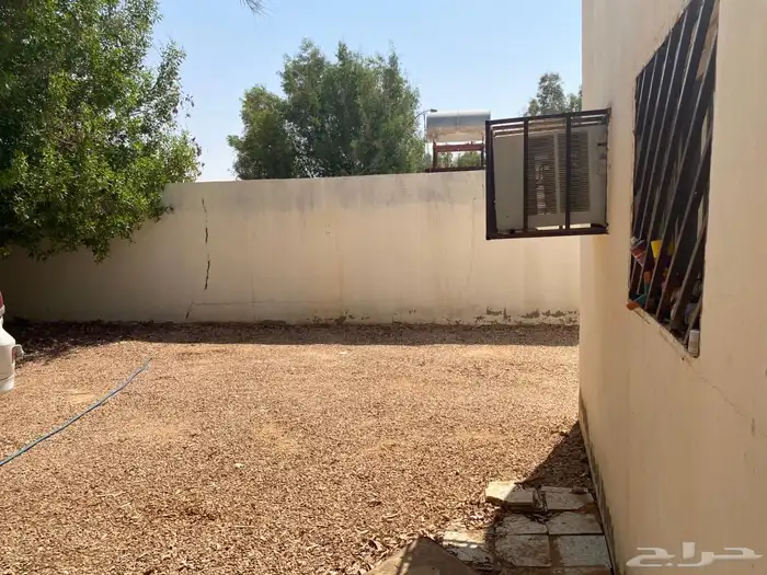 ستراحه للبيع 1