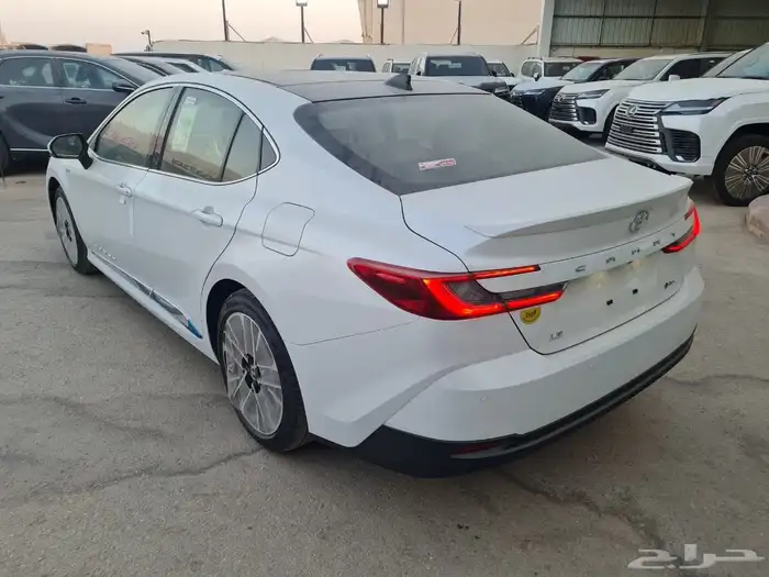 كامري LE هايبرد 2025 كاش واقساط 4