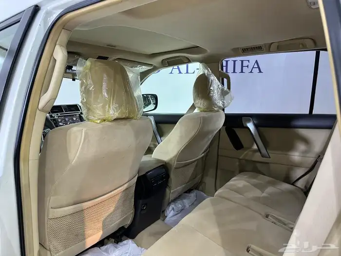 تويوتا برادو 2016 فل كامل (V6) 12