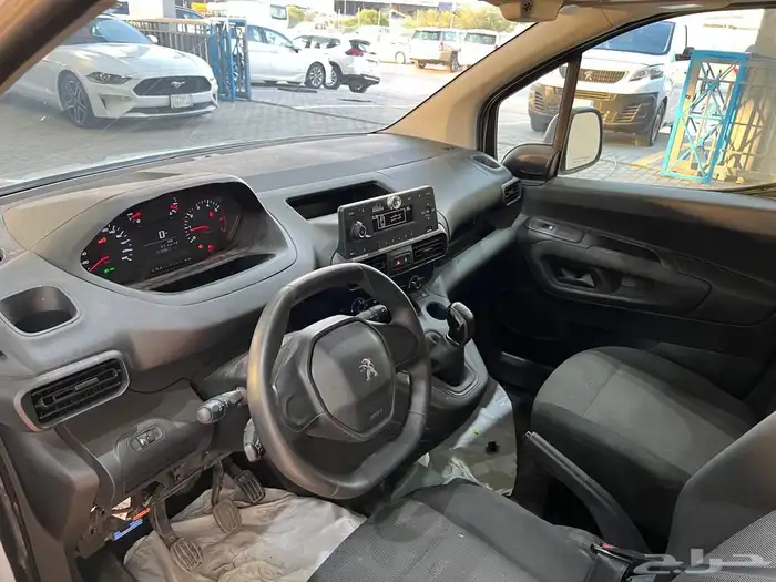 بيجو - بارتنر - 2021 - 2022 - 2023 - يوجد لدينا عدة موديلات 11