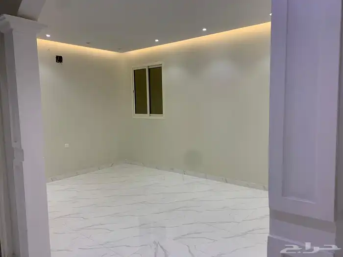 شقة دورين للايجار - حي طويق 1