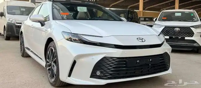 تويوتا كامري LE هايبرد 2025 كاش واقساط 0